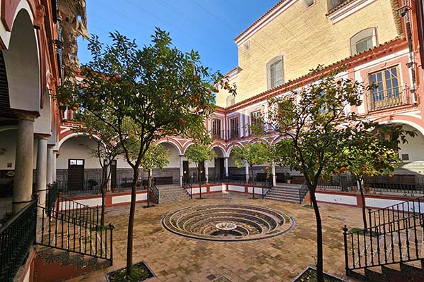 Hospital de los Venerables Sevilla Hospital de los Venerables Sevilla